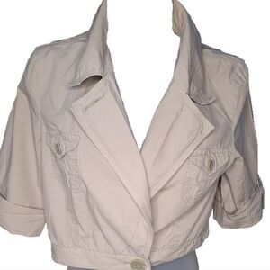 DKNY Women's Lt Tan Cropped Jacket Lined 3/4 Button Tab Sleeves Sz S